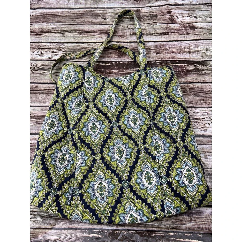 Vera Bradley Bucket Bag Tote Handbag Cambridge Print Magnetic Closure (Retired)